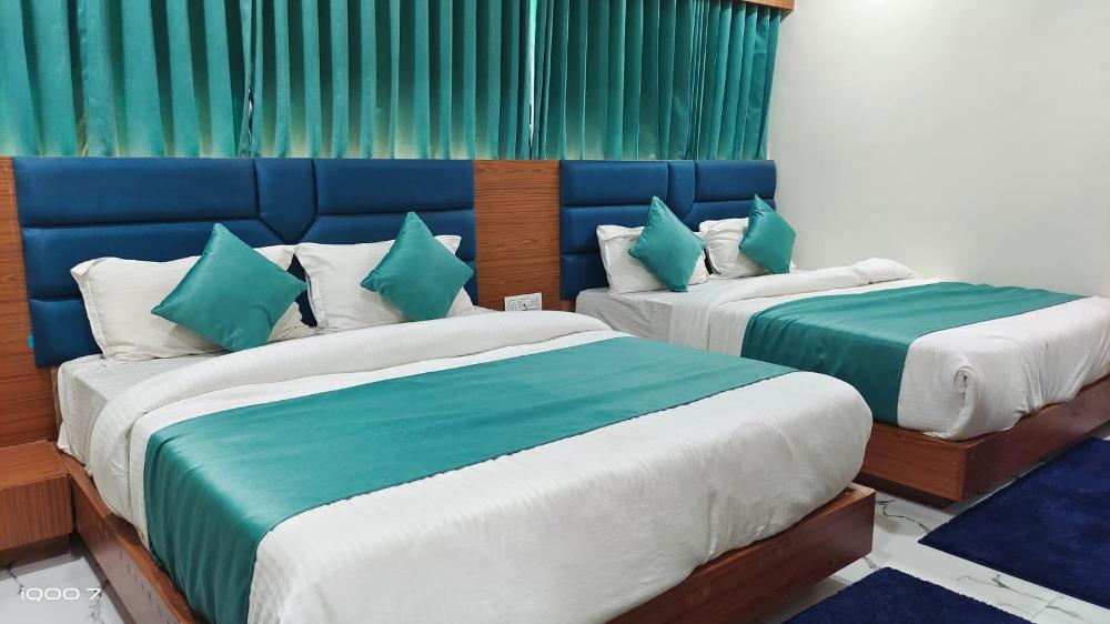 hotel new kunj villa