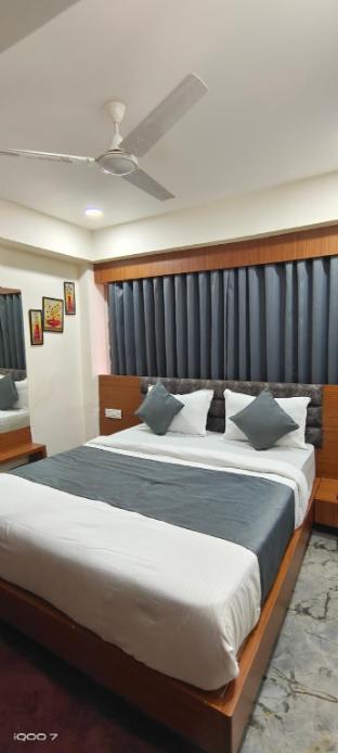 hotel new kunj villa