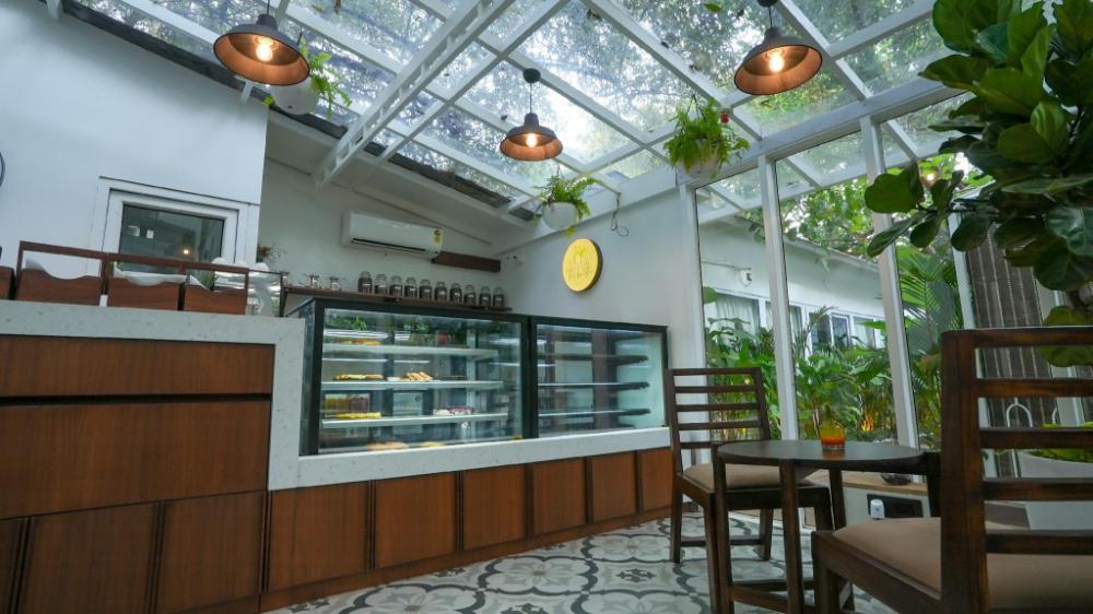 swimup suites with private pool vagator