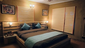 neelkanth retreat mukteashwar