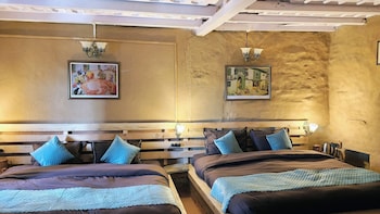 neelkanth retreat mukteashwar