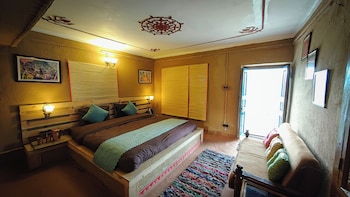 neelkanth retreat mukteashwar