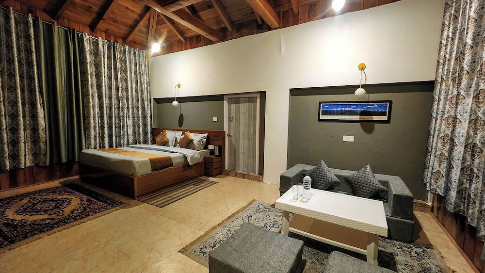 neelkanth retreat mukteashwar