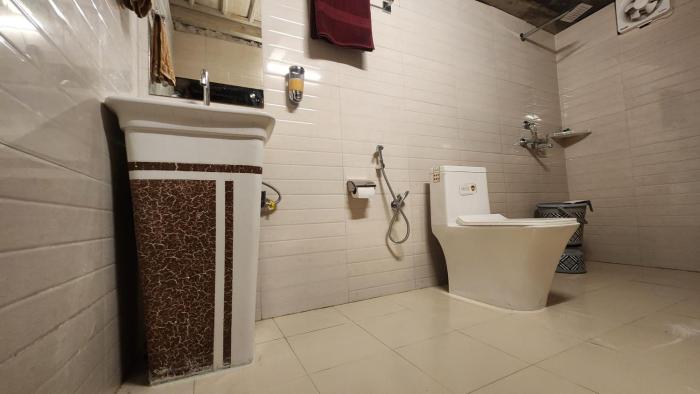 neelkanth retreat mukteashwar