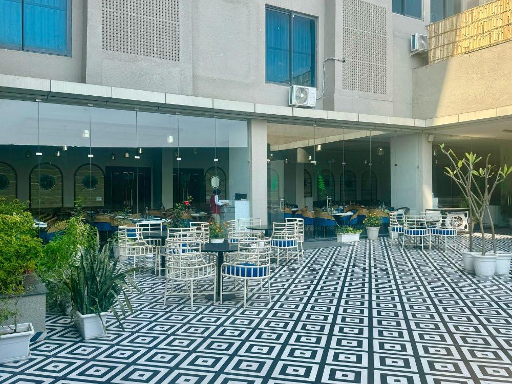 hotel milton grand anukampa