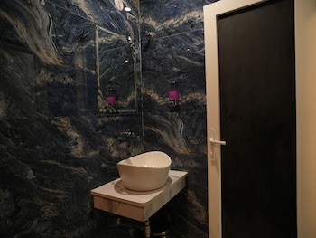 hotel banaras palace
