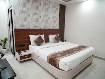 hotel banaras palace