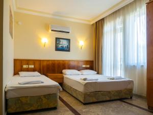 tal beach hotel