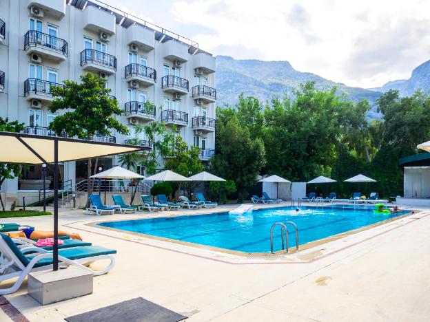 tal beach hotel