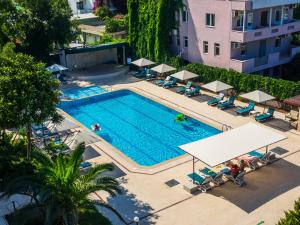 tal beach hotel