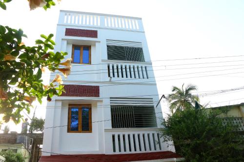 bluetique beach house