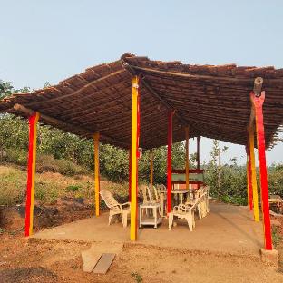 a latent farm stay