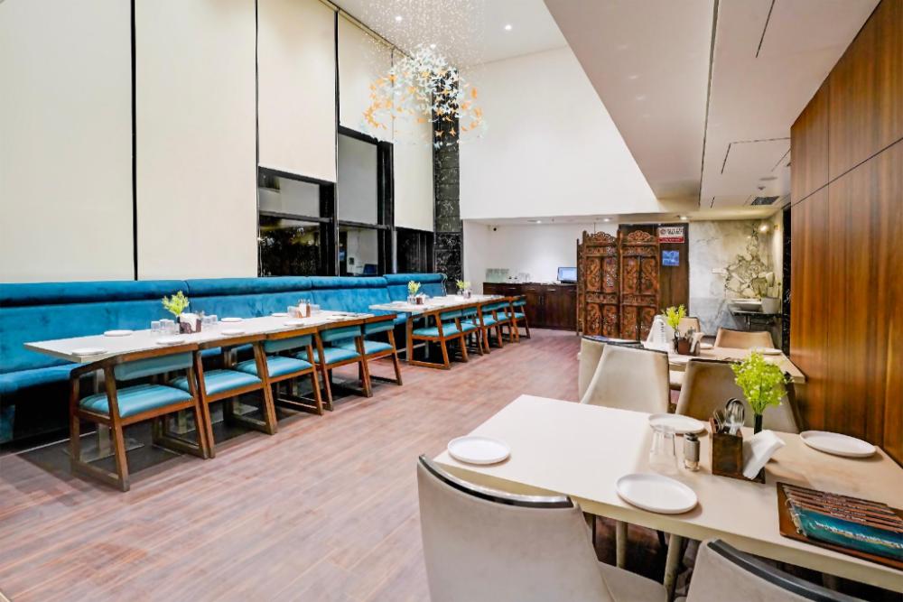 hotel emerald guestimony