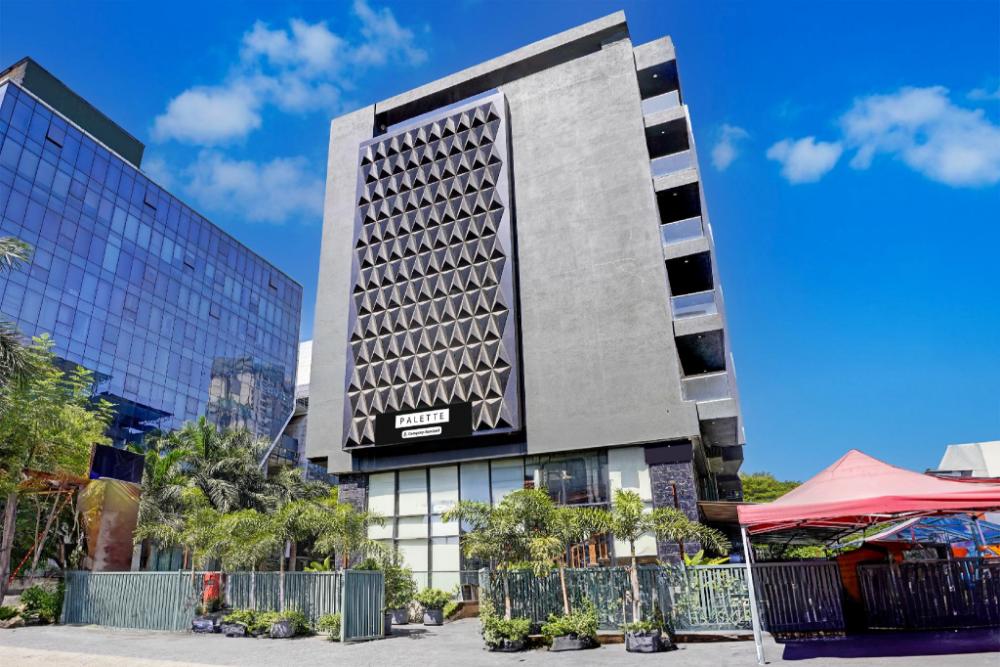 hotel emerald guestimony