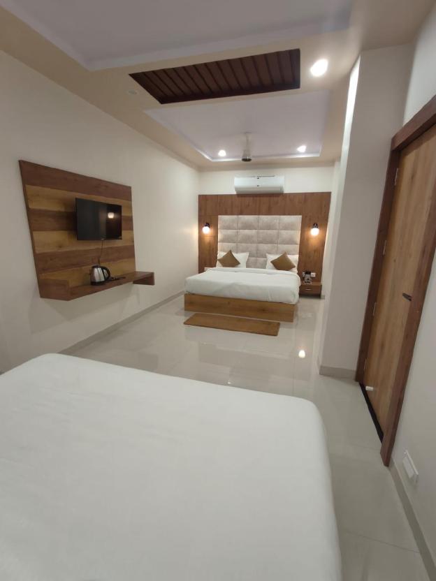 hotel kashni