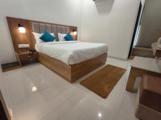 hotel kashni