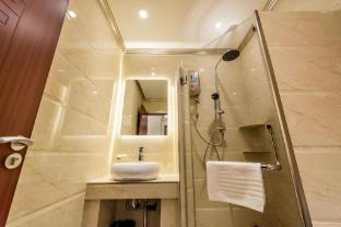 cj residence opposite public bank centre point