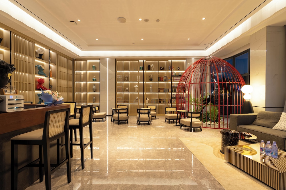 guangzhou cloud hotel guangzhou baiyun international airport terminal 2