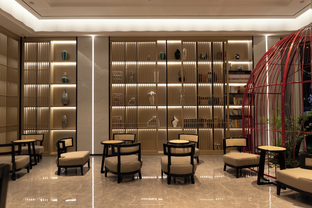 guangzhou cloud hotel guangzhou baiyun international airport terminal 2