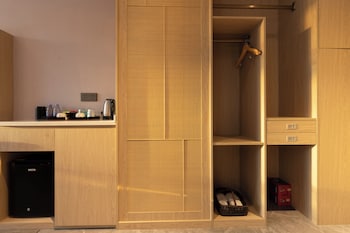 guangzhou cloud hotel guangzhou baiyun international airport terminal 2