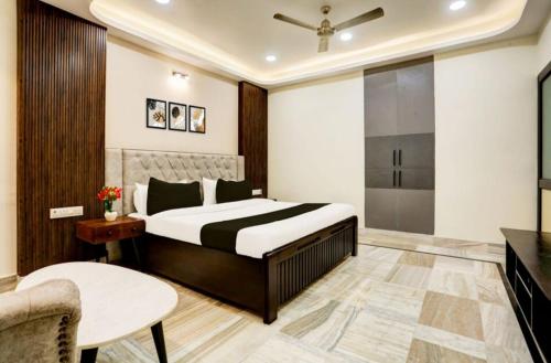 srb imperial hotel and marriage hall