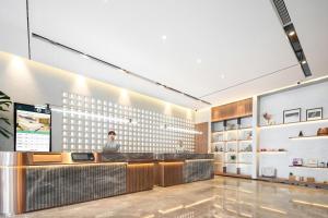 atour hotel taizhou luqiao