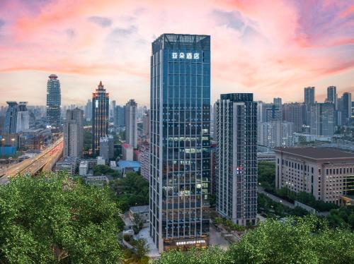 atour hotel wuhan university of technology jiedaokou