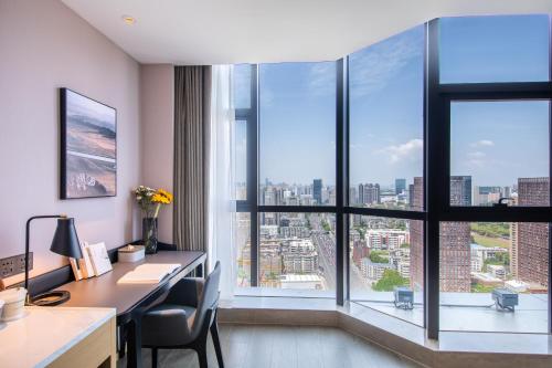 atour hotel wuhan university of technology jiedaokou