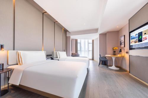 atour hotel wuhan university of technology jiedaokou
