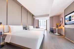 atour hotel wuhan university of technology jiedaokou