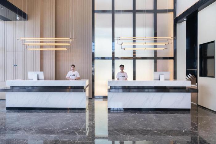 atour hotel wuhan university of technology jiedaokou