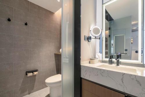 huaihua atour hotel wanda plaza south high speed railway station