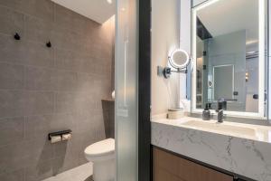 huaihua atour hotel wanda plaza south high speed railway station