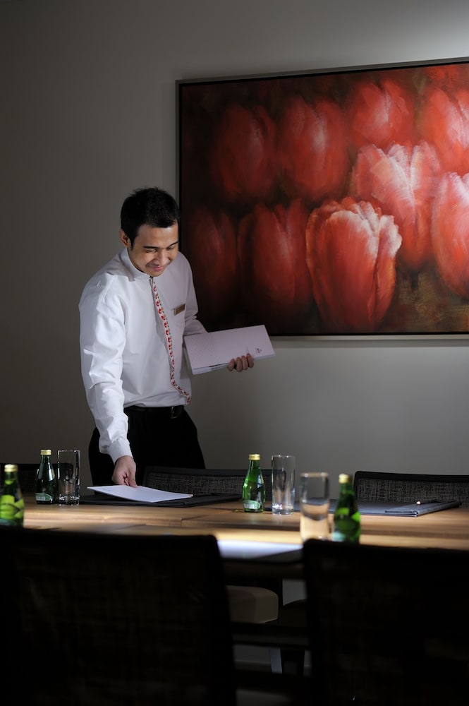 marriott executive apartments riyadh convention center