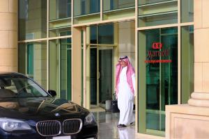 marriott executive apartments riyadh convention center
