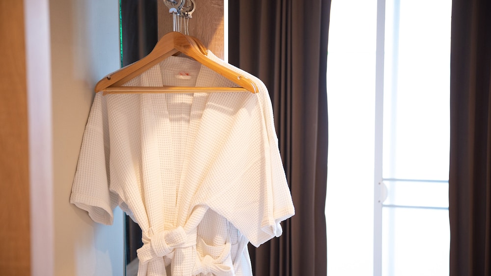 b2 korat night market boutique and budget hotel