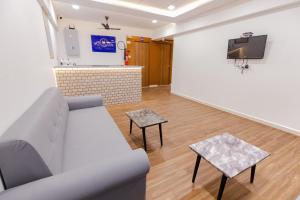 Hotel Lennox,India>>Surat,3 star