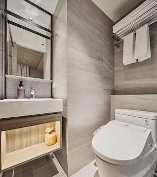 orange hotel ximen hanzhong