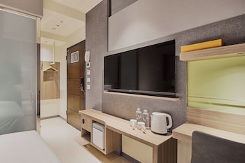 orange hotel ximen hanzhong