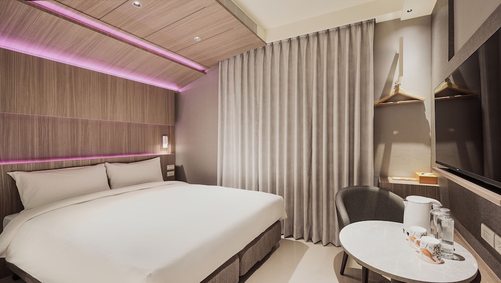 orange hotel ximen hanzhong