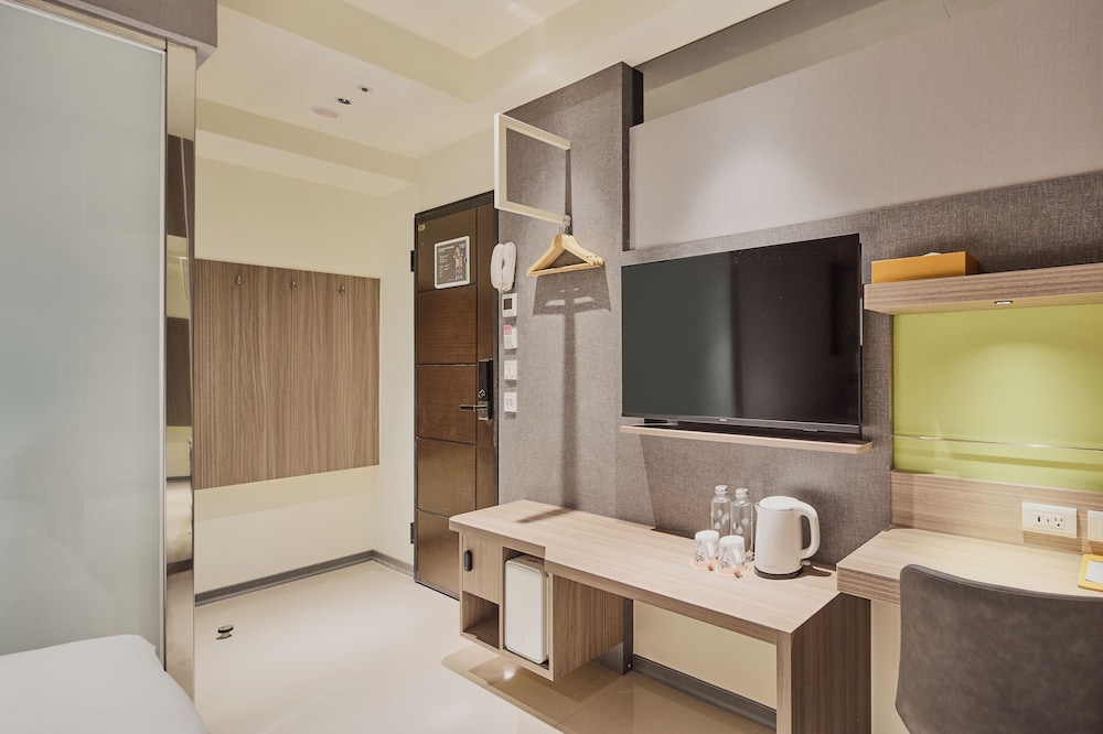 orange hotel ximen hanzhong