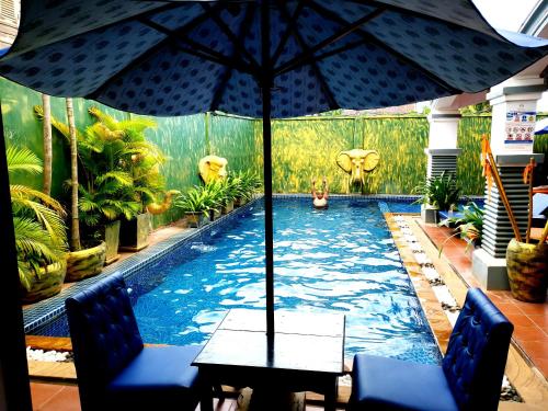 parent heritage angkor villa