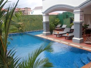 parent heritage angkor villa