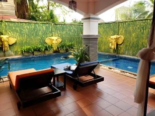 parent heritage angkor villa