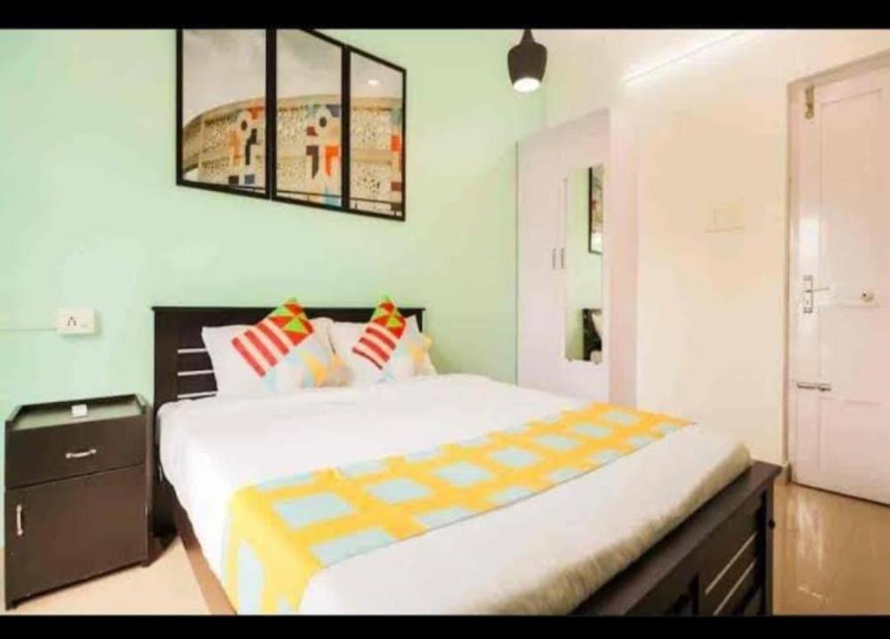 the solo apartments kadavanthra