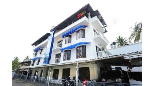 the solo apartments kadavanthra