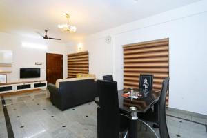 The Solo Apartments Kadavanthra,Kochi>>Ernakulam,3 star