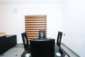 the solo apartments kadavanthra