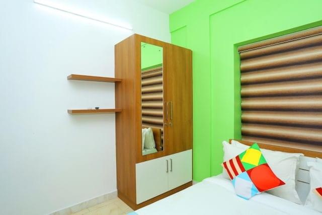the solo apartments kadavanthra