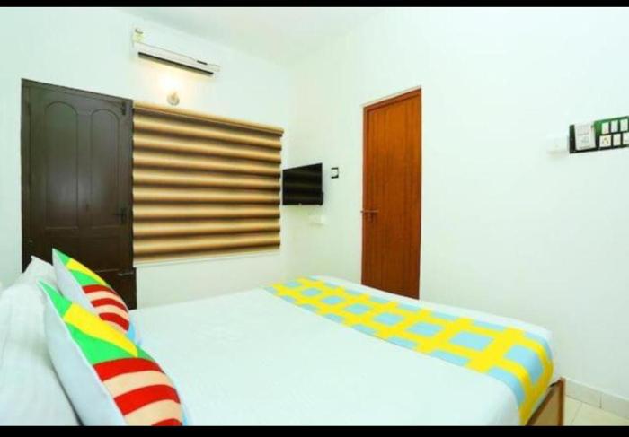 the solo apartments kadavanthra